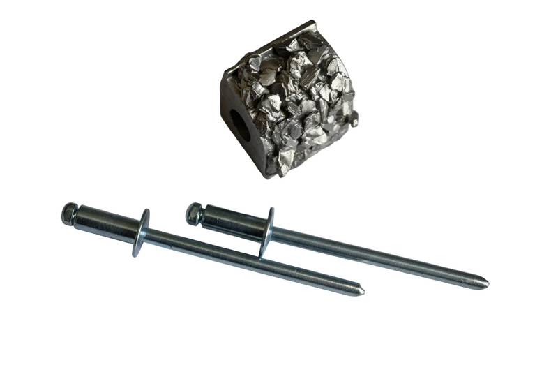 Load image into Gallery viewer, STEEL Carbide Gritted Cleat
